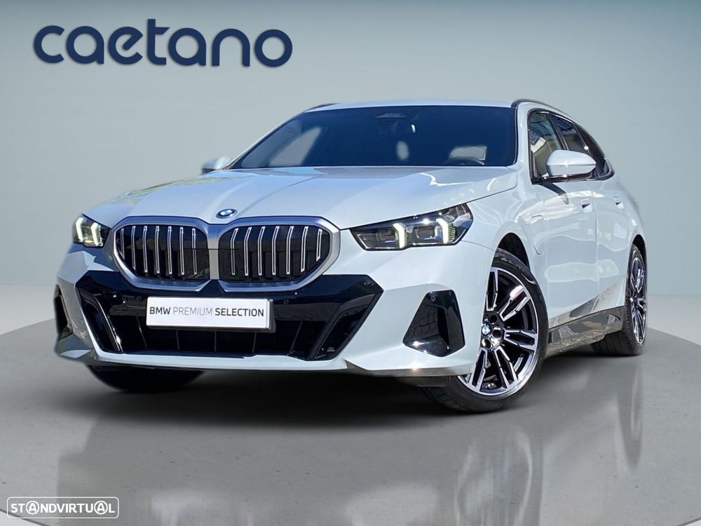 BMW 530 e Pack Desportivo M - 1