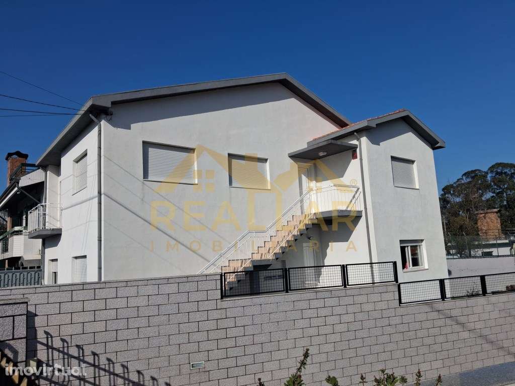 Excelente Andar Moradia T3 em São Cosme, Gondomar - Grande imagem: 2/28