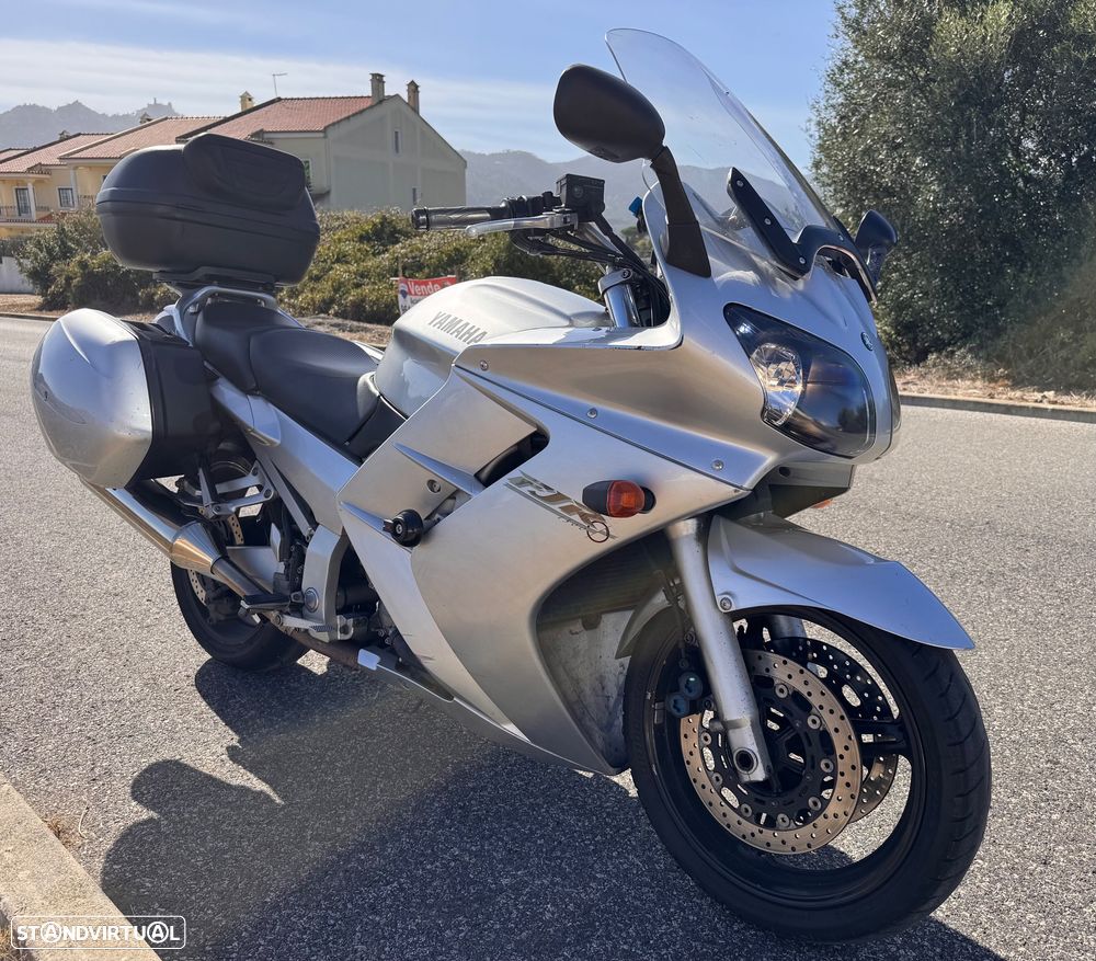 Yamaha FJR - 2