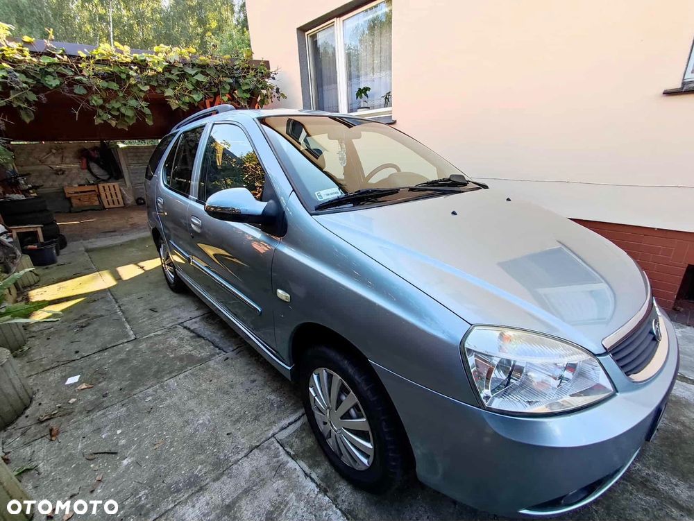 Tata Indigo SW 1.4 GLX - 2