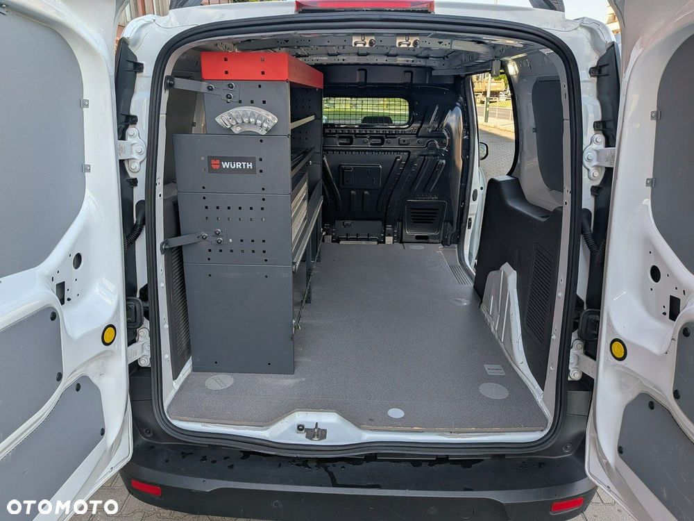 Ford Transit Connect - 14