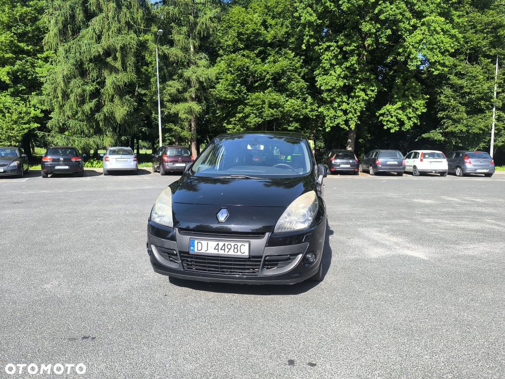 Renault Scenic - 1
