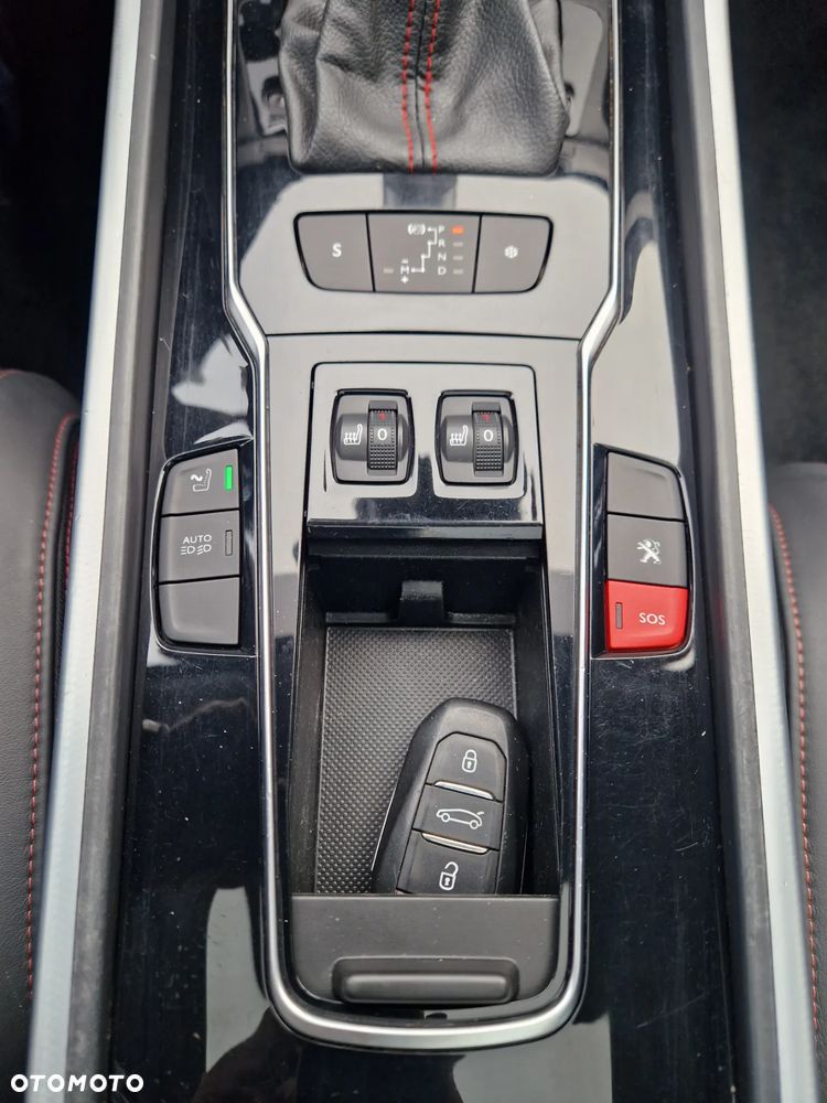Peugeot 508 SW BlueHDi 180 EAT6 Stop&Start GT - 28
