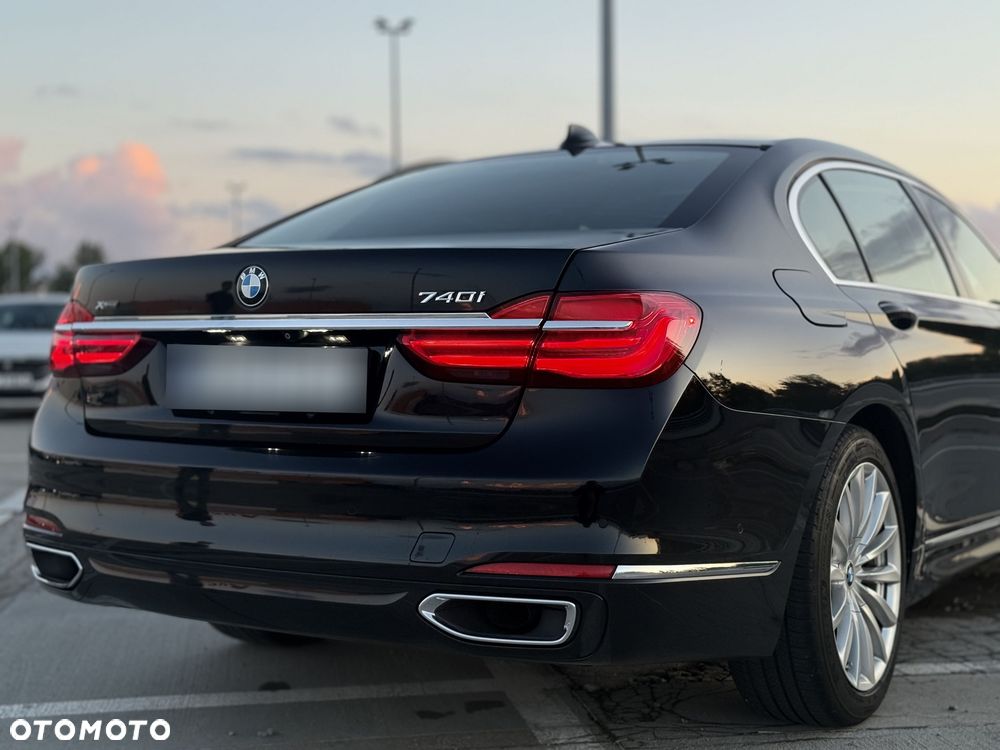 BMW Seria 7 740Li xDrive - 7