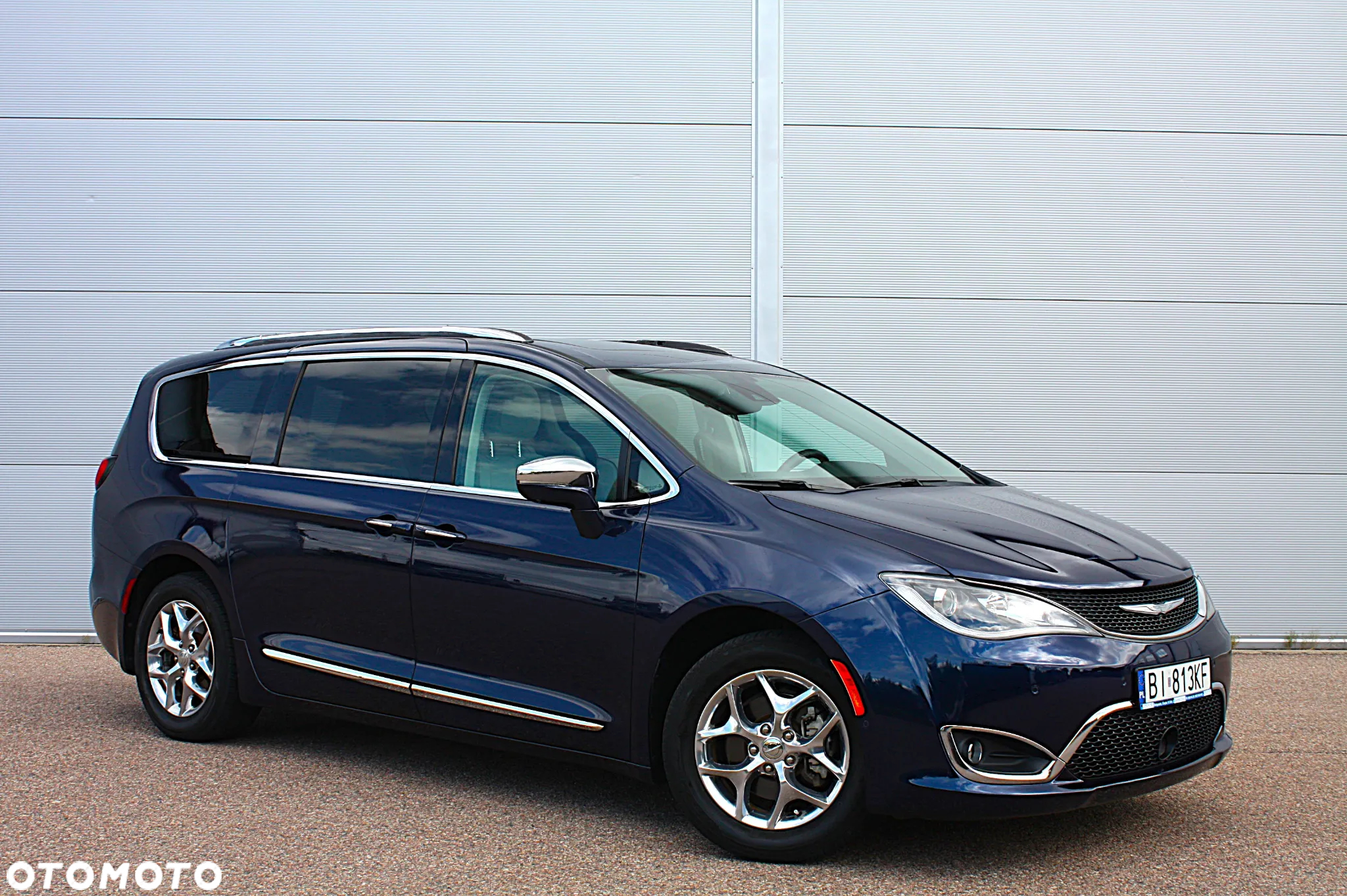 Chrysler Pacifica - 7