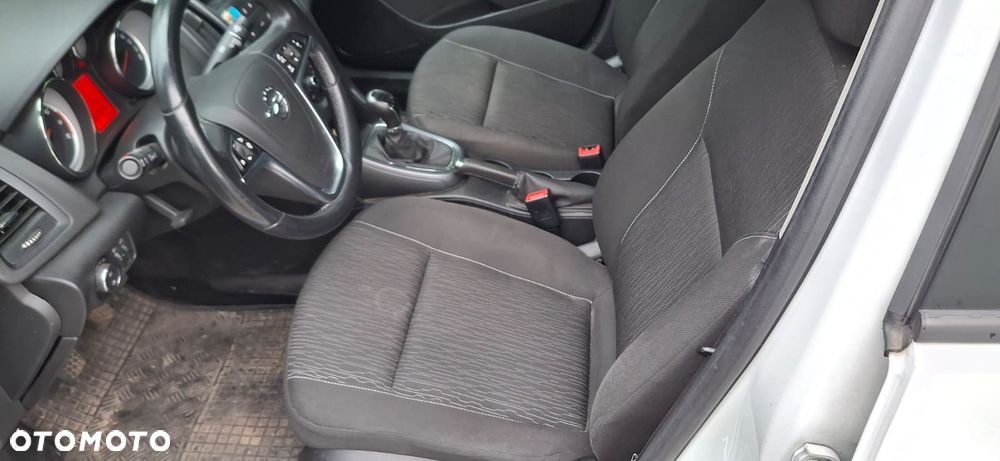 Opel Astra - 11