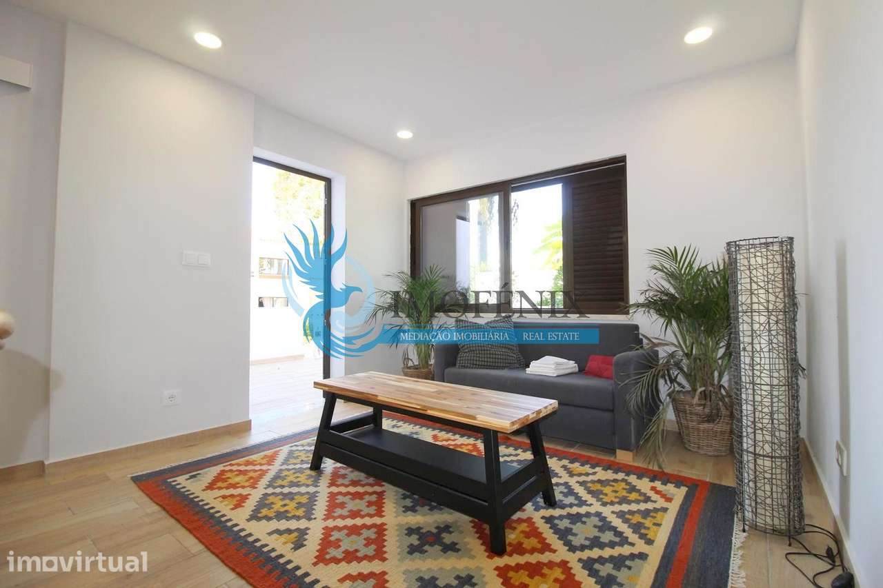Apartamento T2 Remodelado com terraço, jardim e piscina- Albufeira - Grande imagem: 3/18