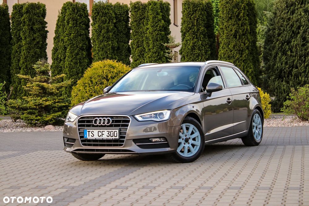 Audi A3 Sportback 1.4 TFSI Attraction - 2