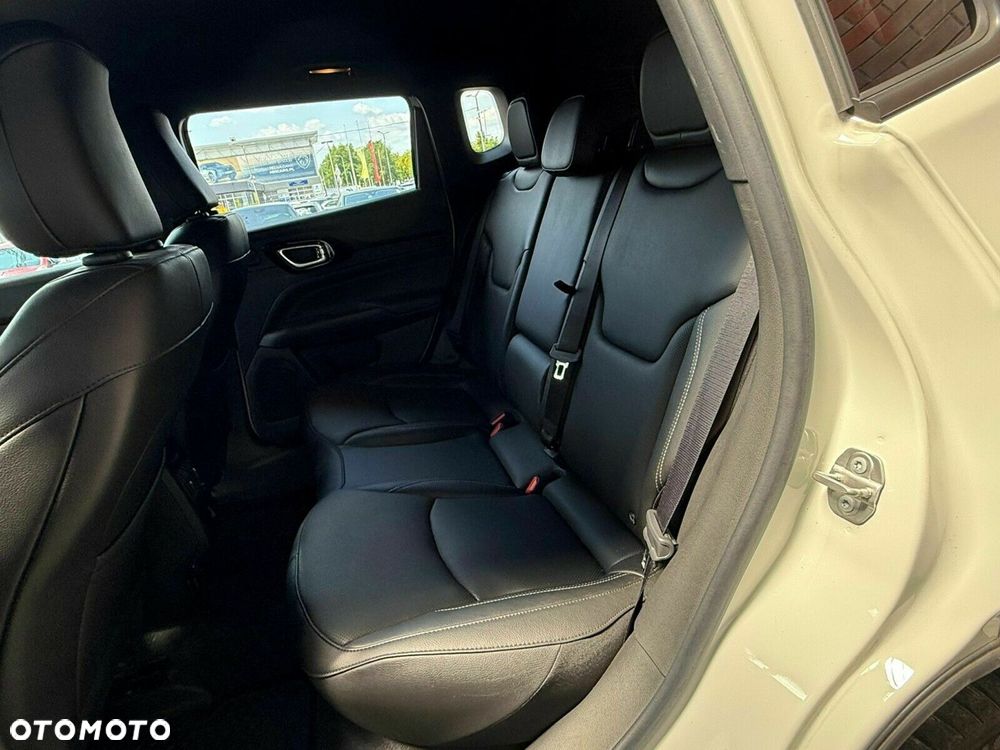 Jeep Compass - 11