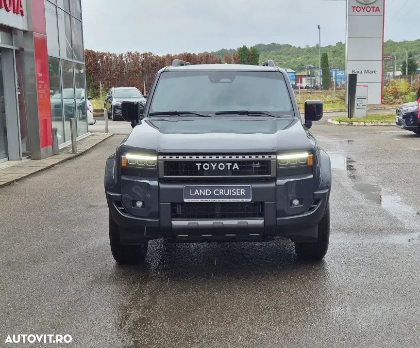 Toyota Land Cruiser 250 2.8l D-4D 204 CP A/T 7 locuri Luxury - 7