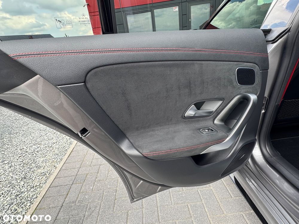 Mercedes-Benz CLA AMG 45 S 4Matic+ B AMG Speedsh 8G-DCT AMG Line Premium - 27