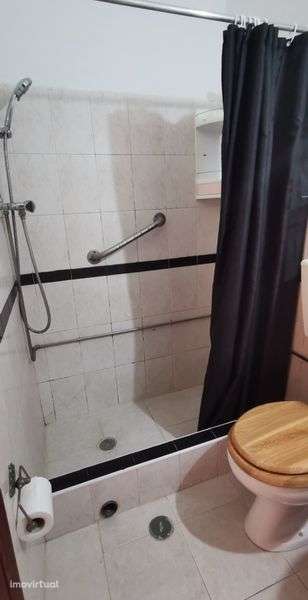 Arrendo T0 (senhora ou casal sem filhos) - Grande imagem: 5/8