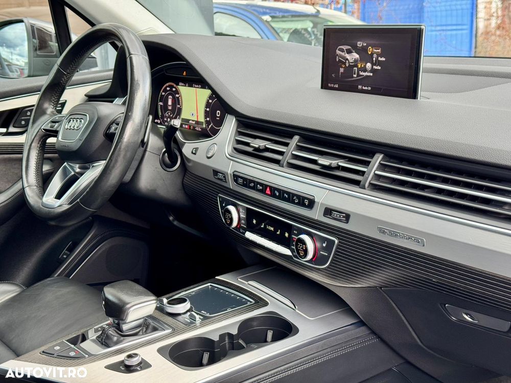 Audi Q7 e-tron 3.0 TDI quattro Tiptronic - 37