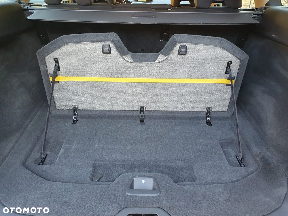 Volvo XC 60 D5 AWD Summum - 18