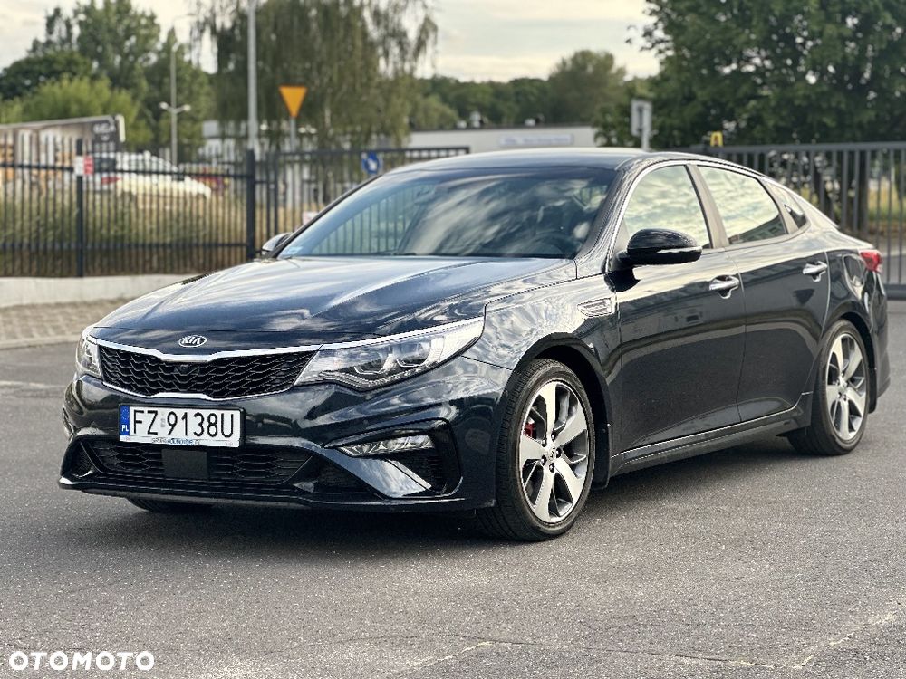 Kia Optima - 1