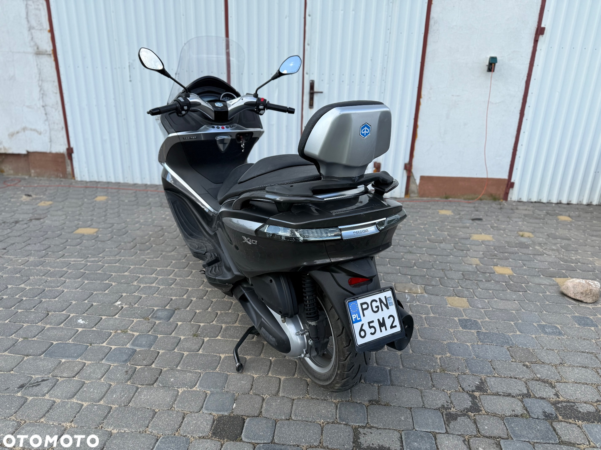 Piaggio X10 - 5