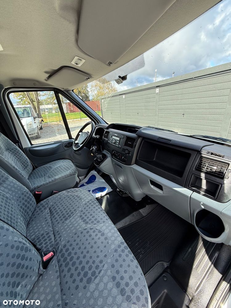 Ford Transit - 16