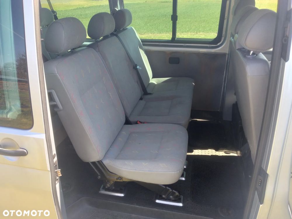 Volkswagen Transporter L1H2 4Motion - 9