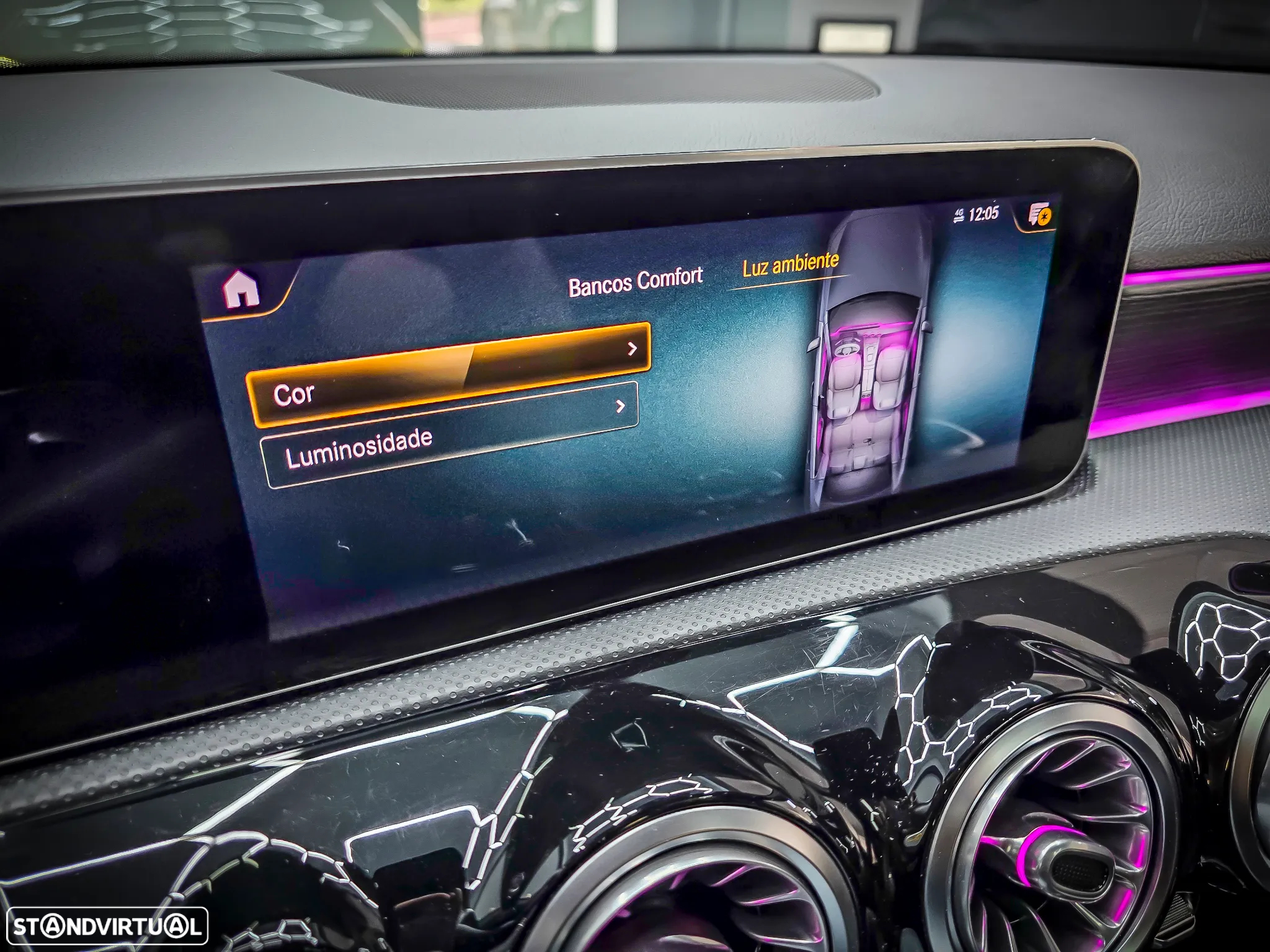 Mercedes-Benz A 180 Limousine d 7G-DCT AMG Line - 37