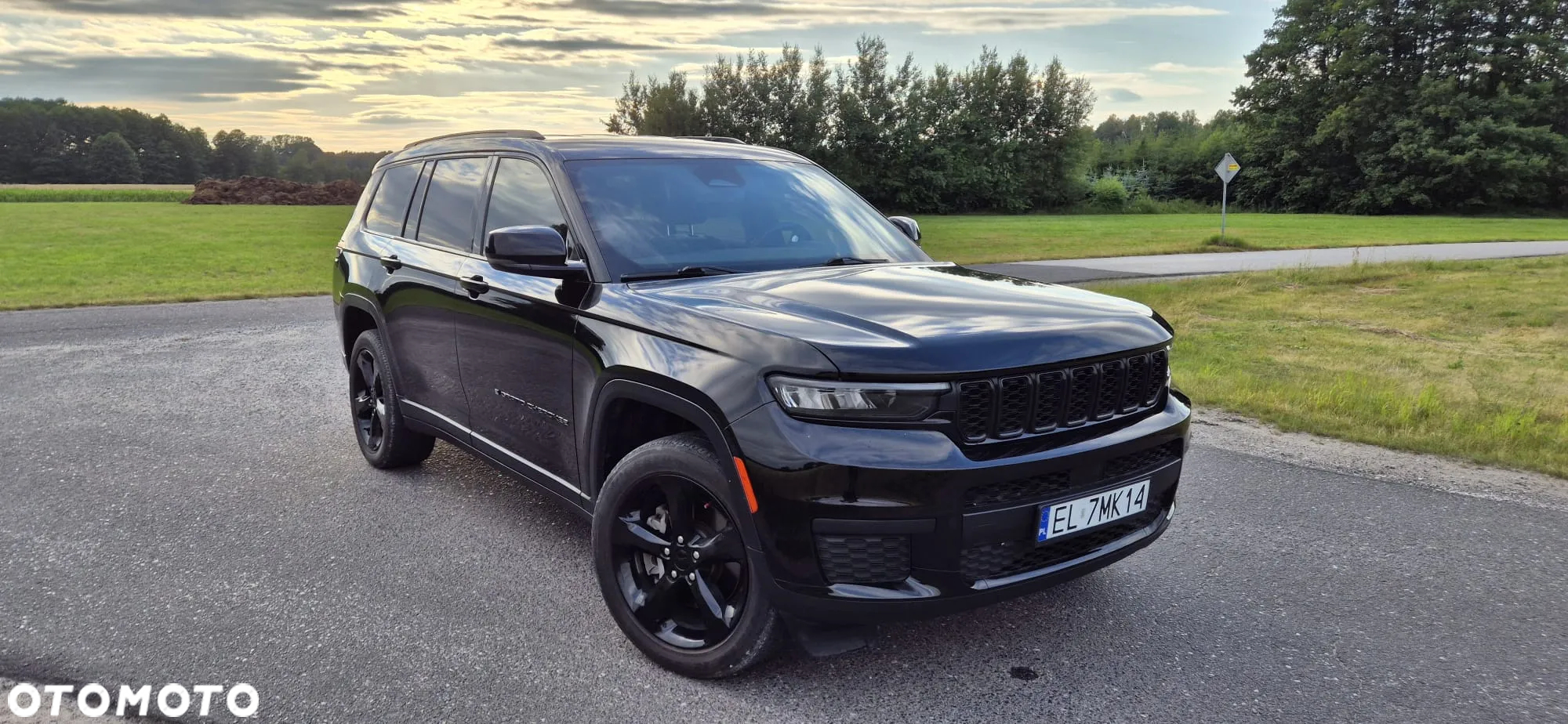 Jeep Grand Cherokee - 18