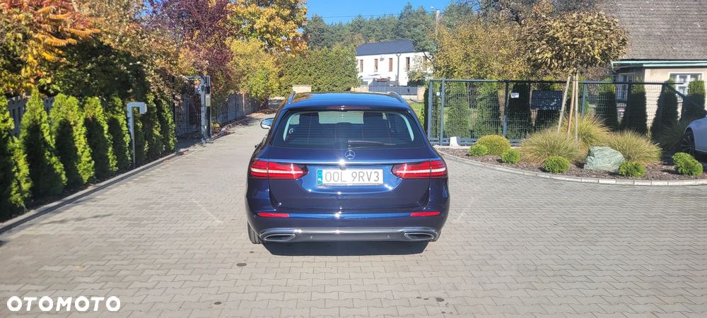 Mercedes-Benz Klasa E 220 d T 9G-TRONIC Edition AVANTGARDE - 6