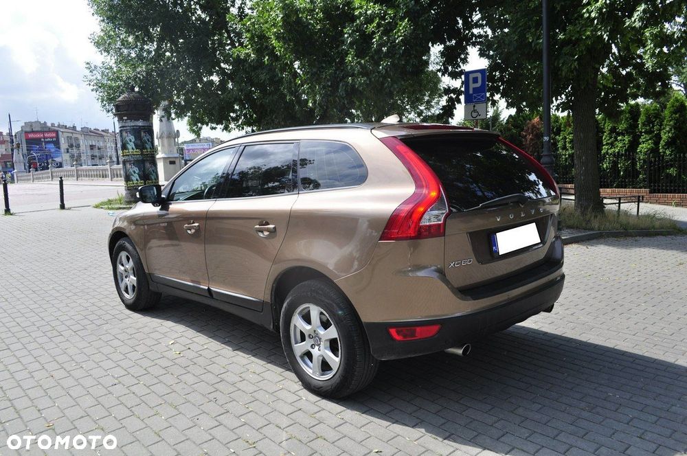 Volvo XC 60 2.4D AWD - 3