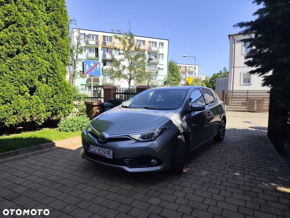 Toyota Auris - 4