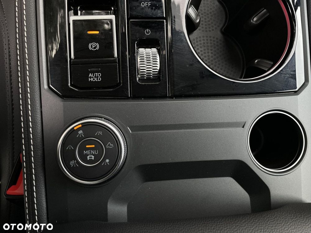 Volkswagen Touareg - 38