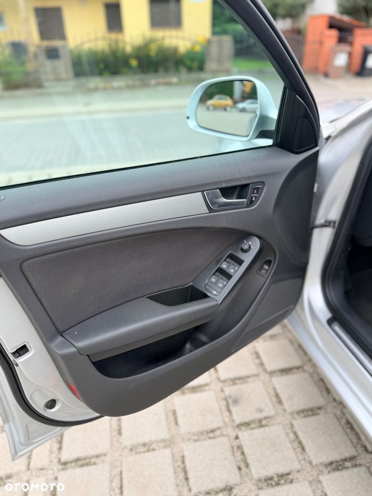 Audi A4 Avant 2.0 TDI Limited Edition Multitr - 13