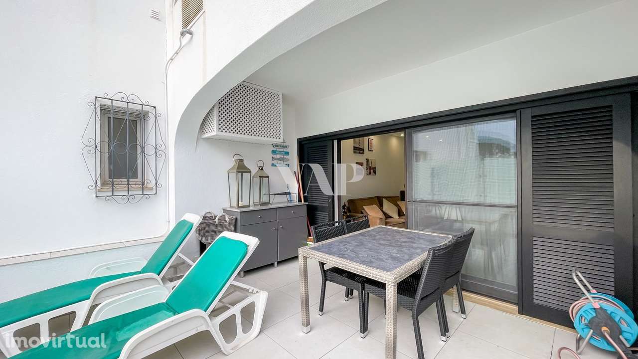 Apartamento T1+1 Renovado com Terraço em Vale do Lobo - Grande imagem: 2/17