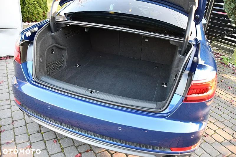 Audi A4 Limousine 2.0 TFSI ultra S tronic sport - 26