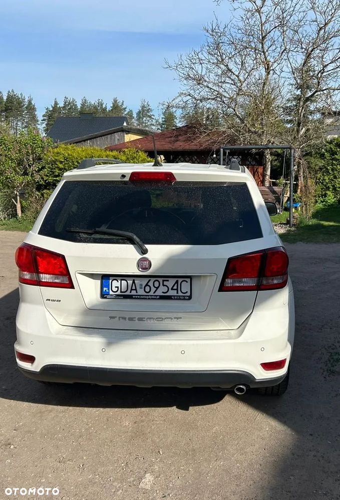 Fiat Freemont 2.0 Multijet 16V DPF Automatik Allrad Lounge - 5