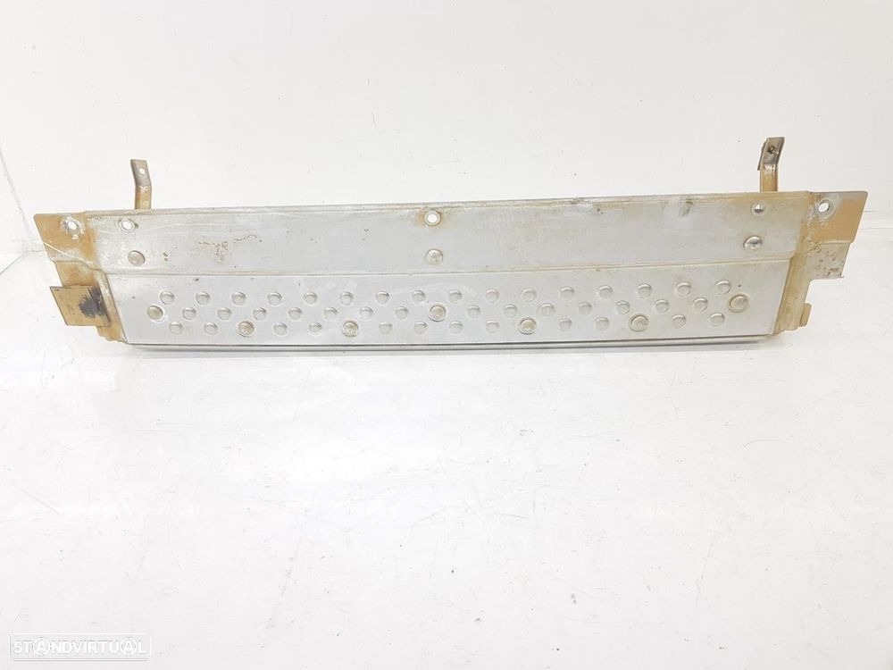 PARA-CHOQUES TRASEIRO MITSUBISHI PAJERO III 2001 -MR533017 - 2