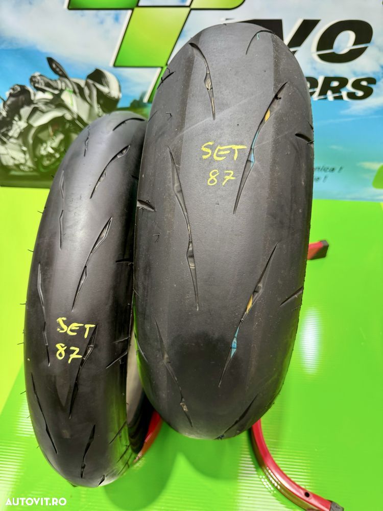 Set Anvelope Moto 120 70 17 si 190 55 17 Bridgestone RS11 Set87 - 1