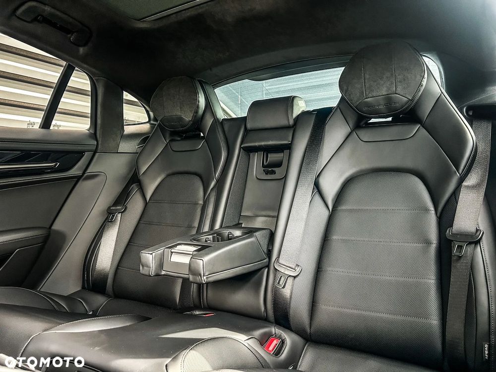Porsche Panamera 4S E-Hybrid - 26