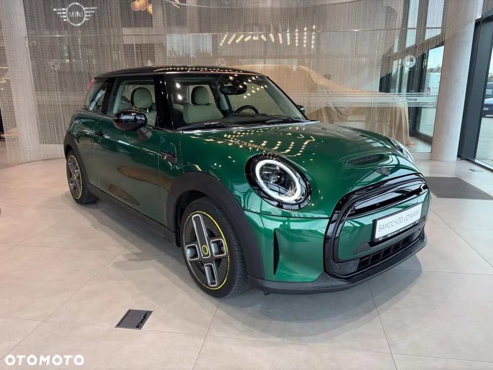 MINI Cooper SE Classic Trim - 9