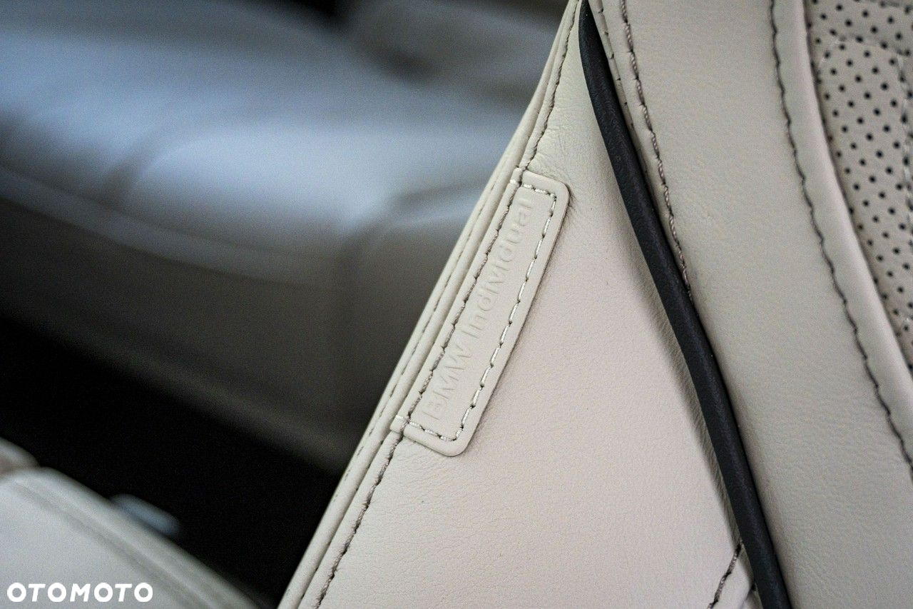 BMW X7 - 12