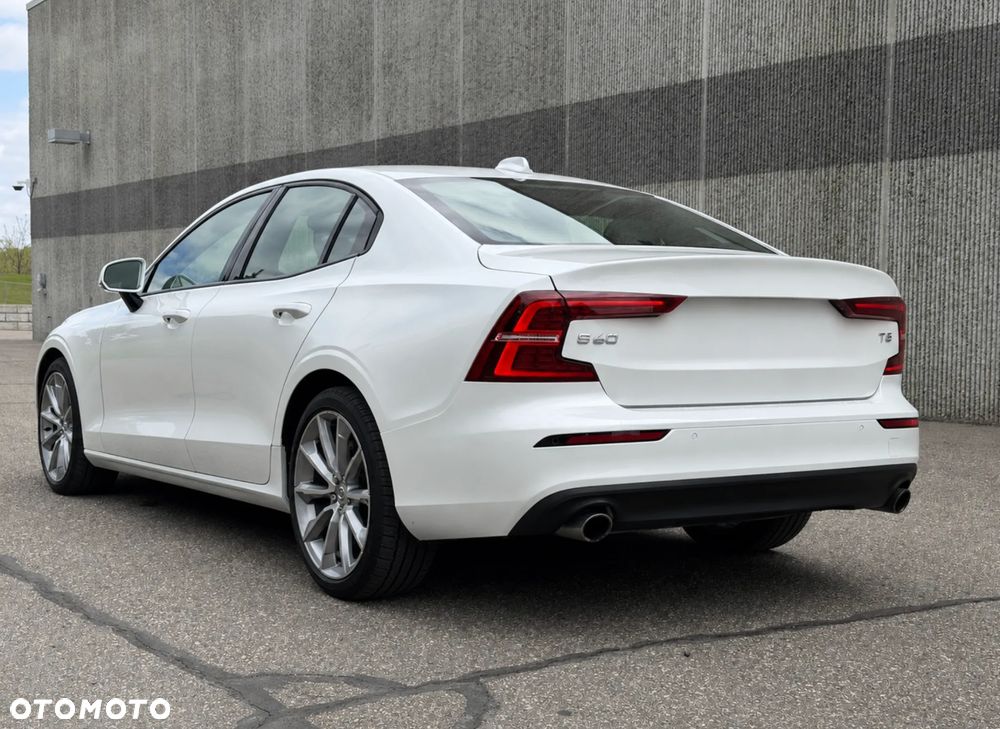 Volvo S60 T6 AWD Momentum Pro - 7