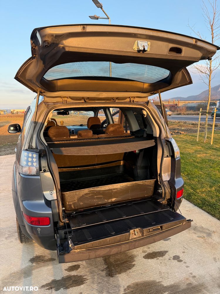 Mitsubishi Outlander 2.2 DI-D Instyle - 5