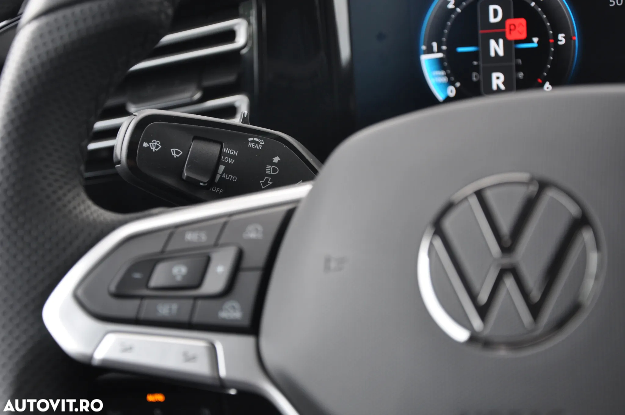 Volkswagen Tiguan 2.0 TDI DSG 4Motion R-Line - 18