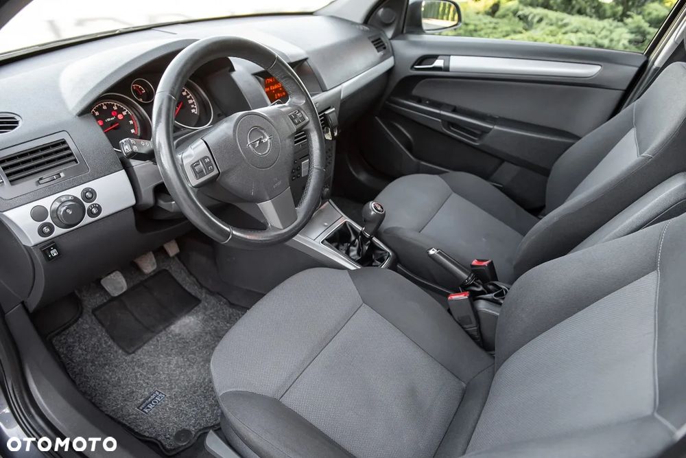 Opel Astra 1.6 Cosmo - 15