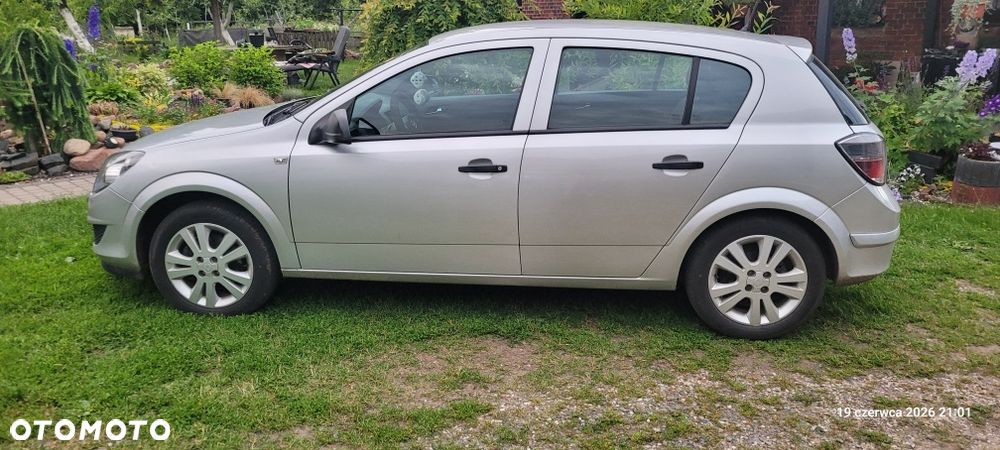 Opel Astra - 2