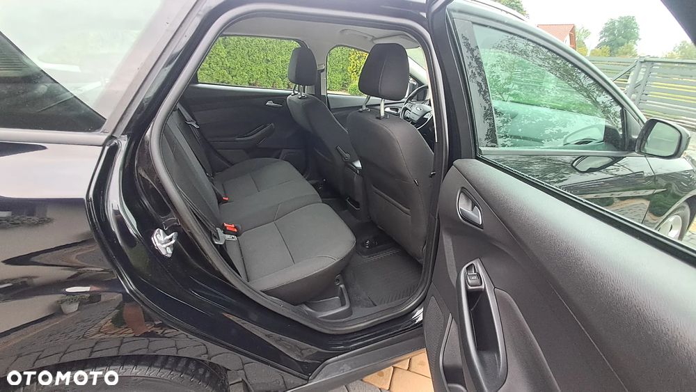Ford Focus - 8