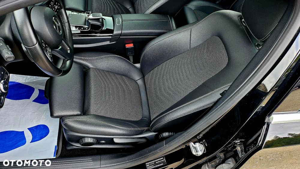 Mercedes-Benz Klasa A 180 Style 7G-DCT - 21