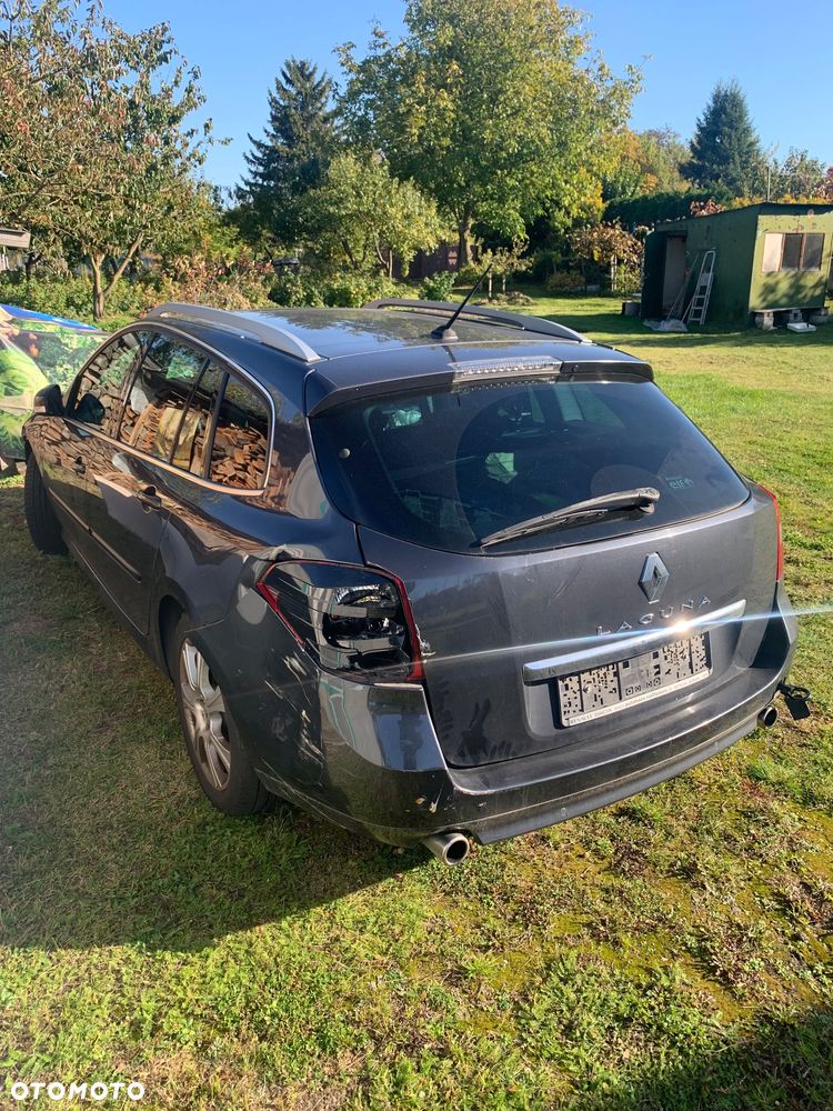 Renault Laguna - 3
