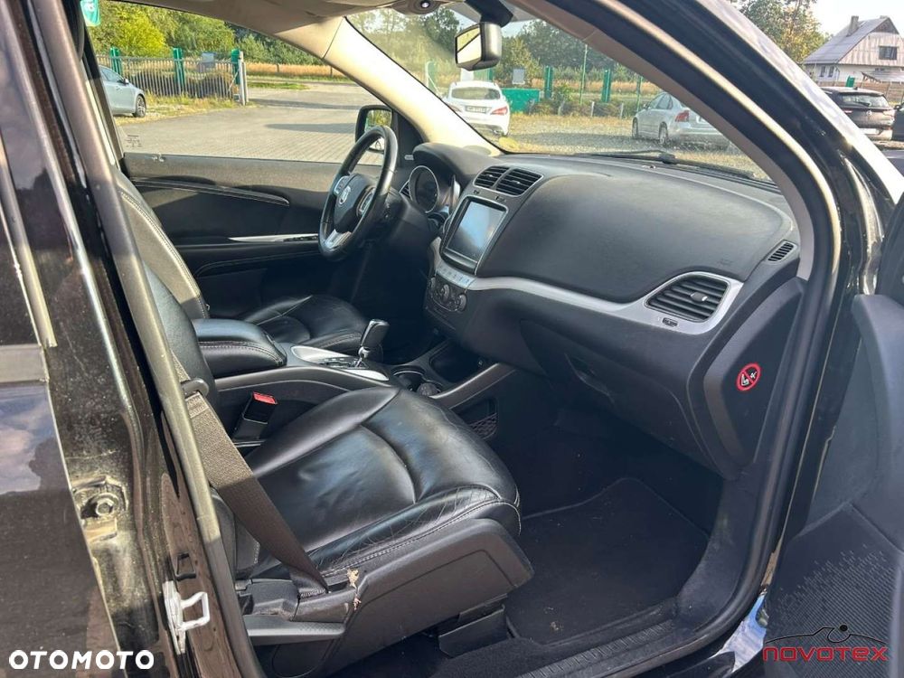 Fiat Freemont 2.0 Multijet 16V DPF Automatik Allrad Lounge - 16