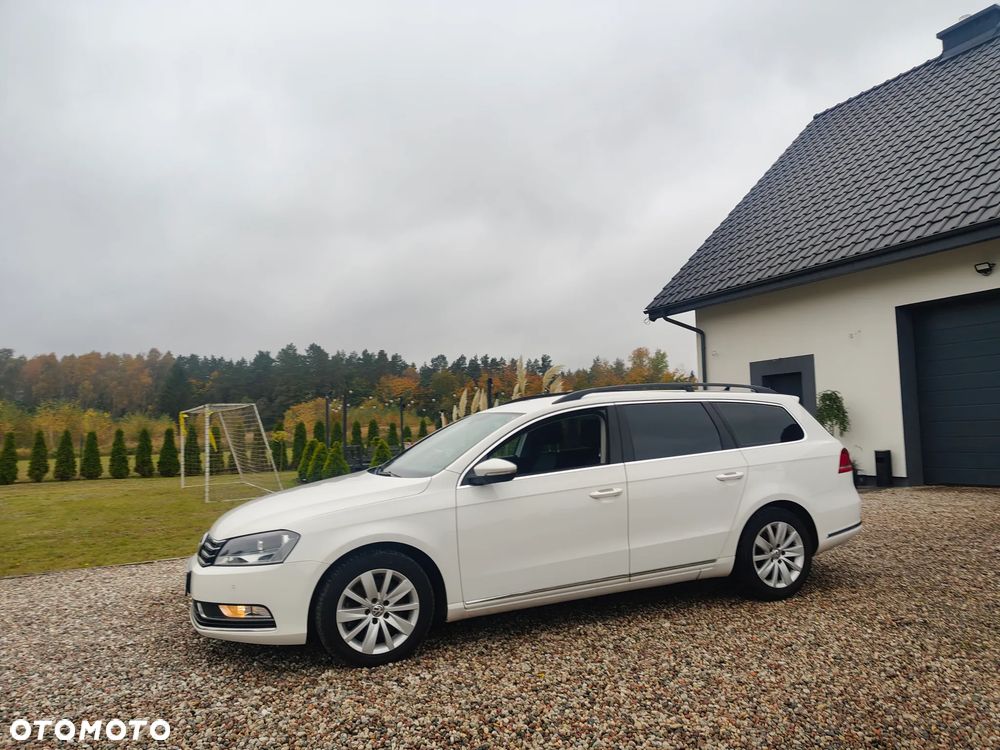 Volkswagen Passat - 25