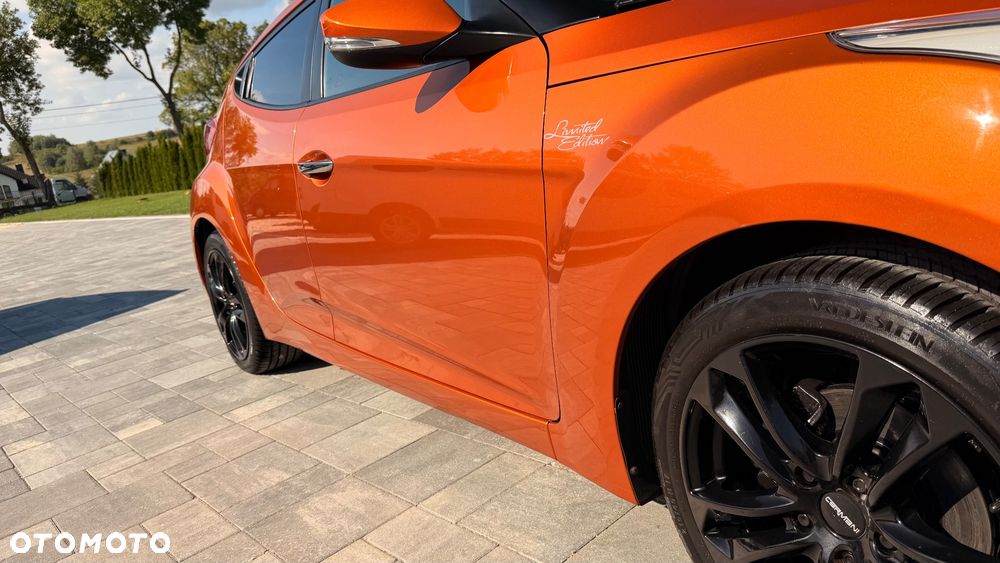 Hyundai Veloster 1.6 GDI Premium - 28