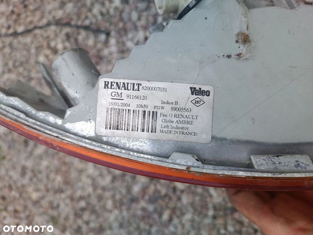 RENAULT TRAFIC II 01-06R LAMPA KIERUNKOWSKAZ LEWY PRZÓD 8200007031 91166120 - 2