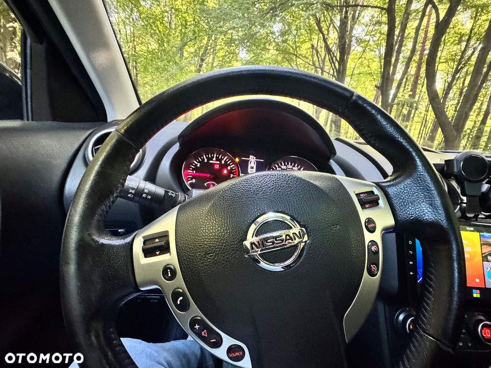 Nissan Qashqai 2.0 4x4 Tekna - 22